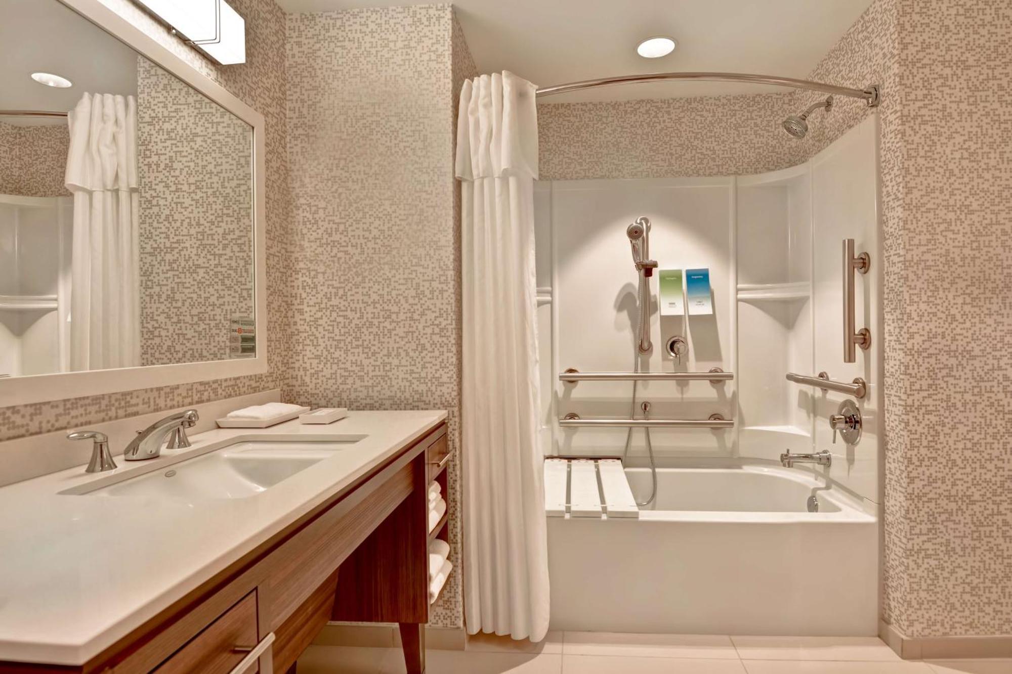 Home2 Suites By Hilton Naples I-75 Pine Ridge Road Bagian luar foto
