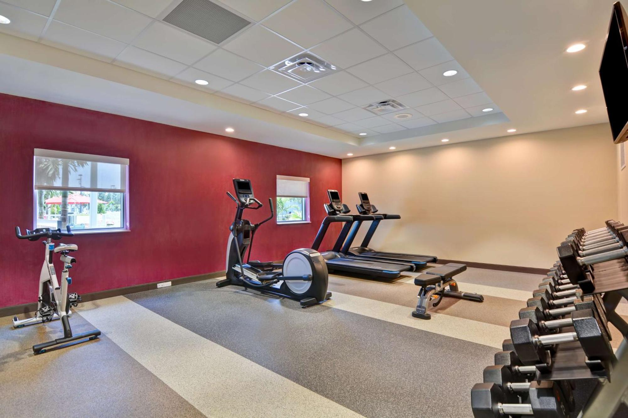Home2 Suites By Hilton Naples I-75 Pine Ridge Road Bagian luar foto